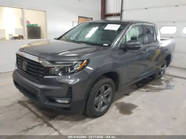 5FPYK3F53PB008033 2023 HONDA RIDGELINE - Image 2