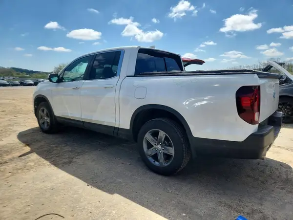 5FPYK3F54PB024189 2023 HONDA RIDGELINE - Image 2