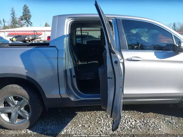 5FPYK3F54PB067110 2023 HONDA RIDGELINE - Image 8