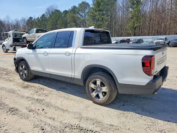 5FPYK3F54RB008920 2024 HONDA RIDGELINE - Image 2