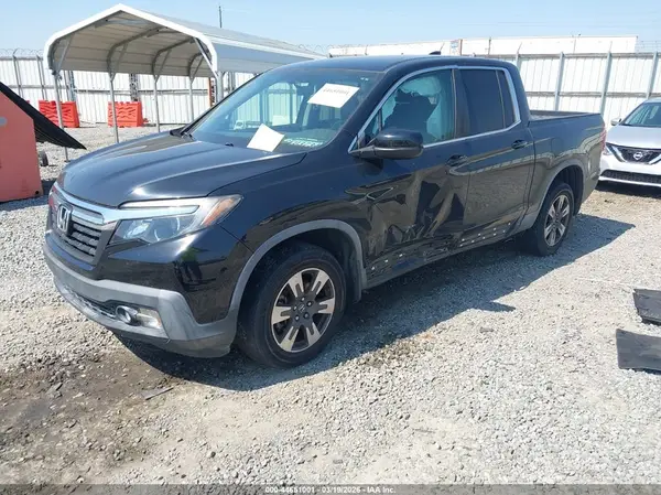 5FPYK3F55HB013977 2017 HONDA RIDGELINE - Image 2