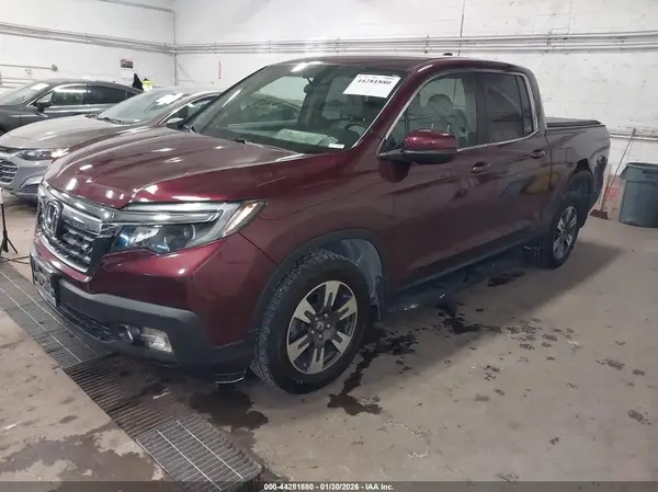 5FPYK3F55HB036269 2017 HONDA RIDGELINE - Image 2