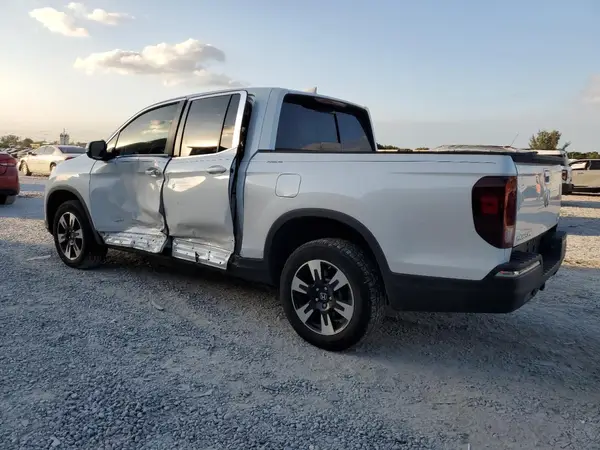 5FPYK3F55LB024342 2020 HONDA RIDGELINE - Image 2