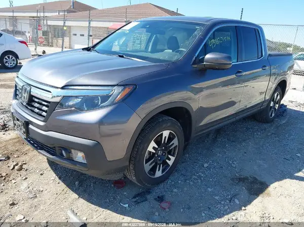 5FPYK3F55LB029556 2020 HONDA RIDGELINE - Image 2