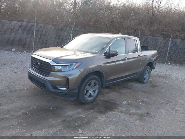 5FPYK3F55MB015948 2021 HONDA RIDGELINE - Image 2