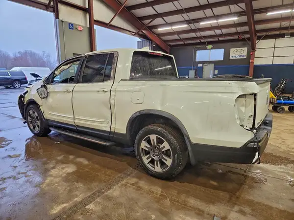5FPYK3F56HB003779 2017 HONDA RIDGELINE - Image 2