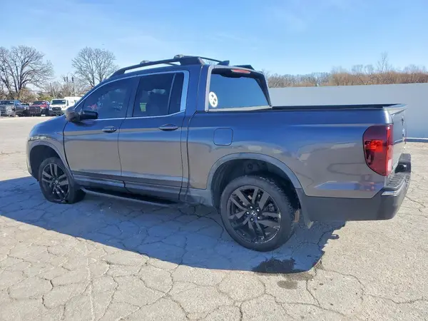 5FPYK3F56HB033445 2017 HONDA RIDGELINE - Image 2