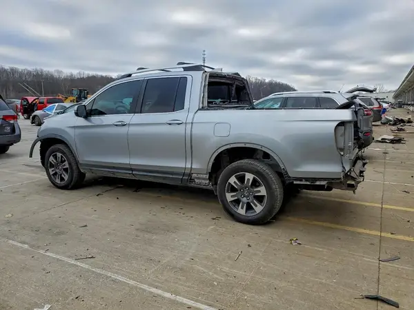 5FPYK3F56JB014514 2018 HONDA RIDGELINE - Image 2