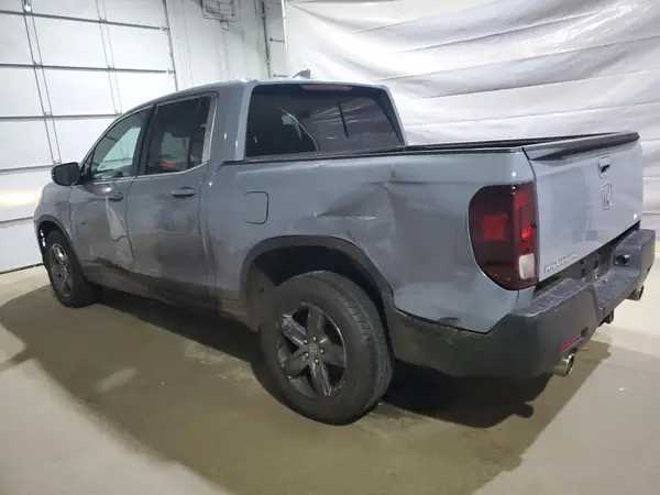 5FPYK3F56NB028189 2022 HONDA RIDGELINE - Image 2