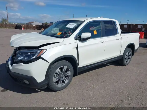 5FPYK3F57HB003788 2017 HONDA RIDGELINE - Image 2