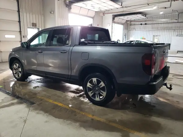 5FPYK3F57HB016203 2017 HONDA RIDGELINE - Image 2