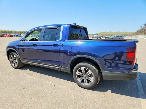 5FPYK3F57KB040122 2019 HONDA RIDGELINE - Image 2