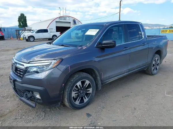 5FPYK3F57LB026075 2020 HONDA RIDGELINE - Image 2