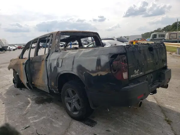 5FPYK3F57PB020184 2023 HONDA RIDGELINE - Image 2