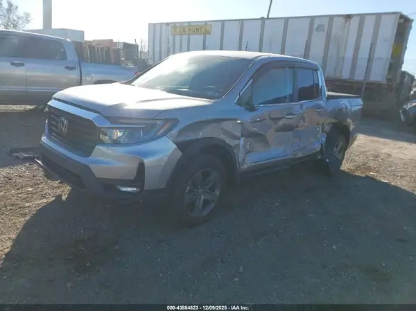 5FPYK3F57PB021853 2023 HONDA RIDGELINE - Image 2