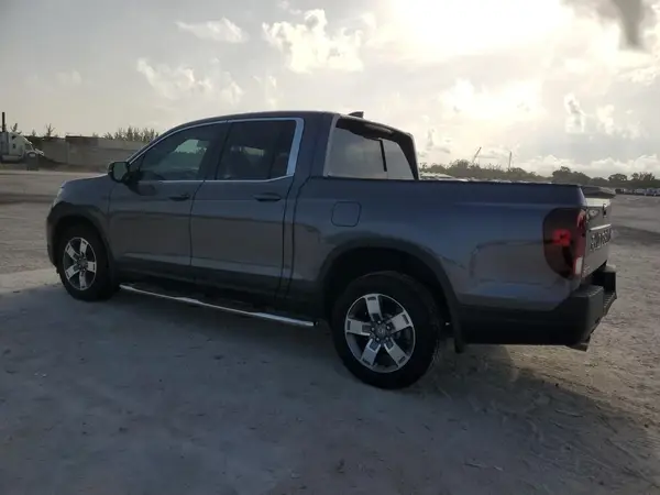 5FPYK3F57RB028966 2024 HONDA RIDGELINE - Image 2