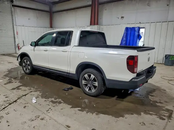 5FPYK3F58HB027906 2017 HONDA RIDGELINE - Image 2