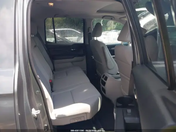 5FPYK3F58KB036807 2019 HONDA RIDGELINE - Image 8