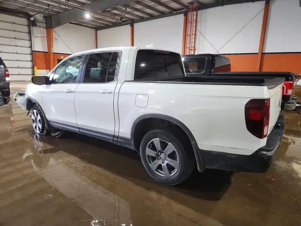 5FPYK3F58LB501846 2020 HONDA RIDGELINE - Image 2