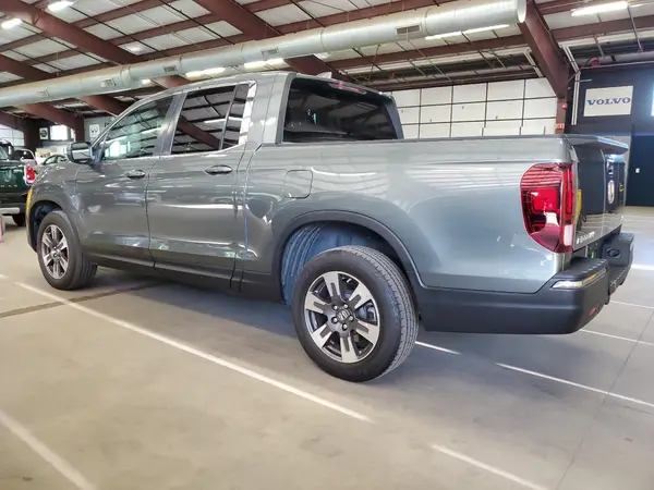 5FPYK3F59JB013194 2018 HONDA RIDGELINE - Image 2
