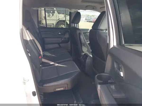 5FPYK3F59PB042588 2023 HONDA RIDGELINE - Image 8