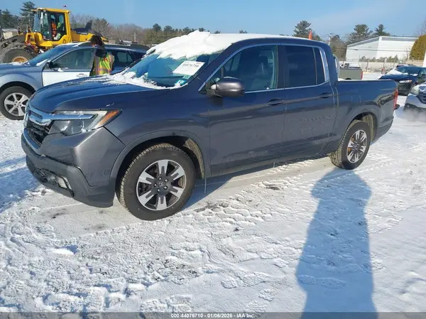 5FPYK3F5XHB015823 2017 HONDA RIDGELINE - Image 2