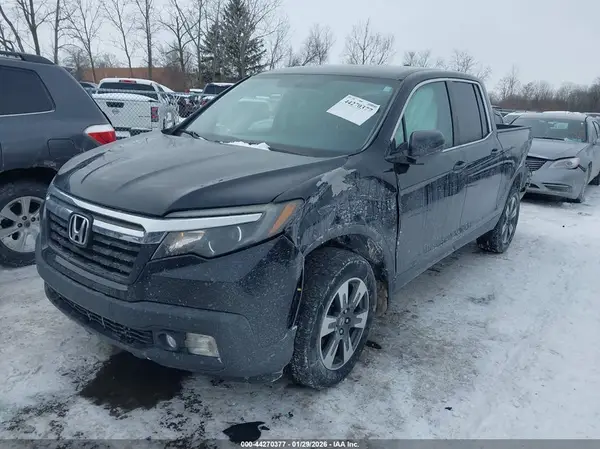 5FPYK3F5XHB019726 2017 HONDA RIDGELINE - Image 2
