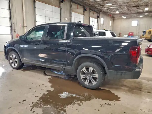 5FPYK3F5XHB037529 2017 HONDA RIDGELINE - Image 2