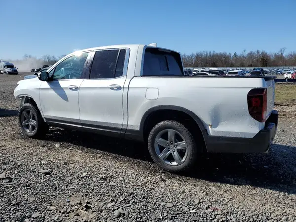 5FPYK3F5XNB034173 2022 HONDA RIDGELINE - Image 2