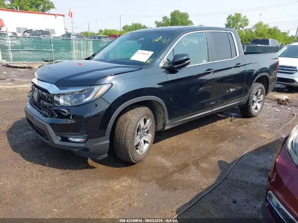 5FPYK3F5XRB004113 2024 HONDA RIDGELINE - Image 2