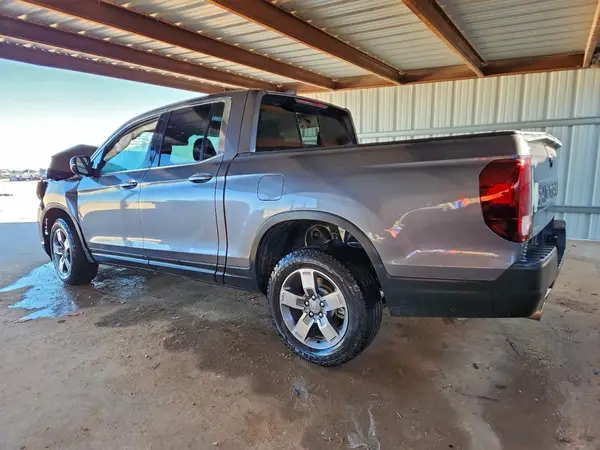 5FPYK3F5XRB027682 2024 HONDA RIDGELINE - Image 2