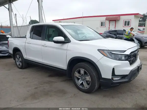 5FPYK3F5XRB029111 2024 HONDA RIDGELINE - Image 1