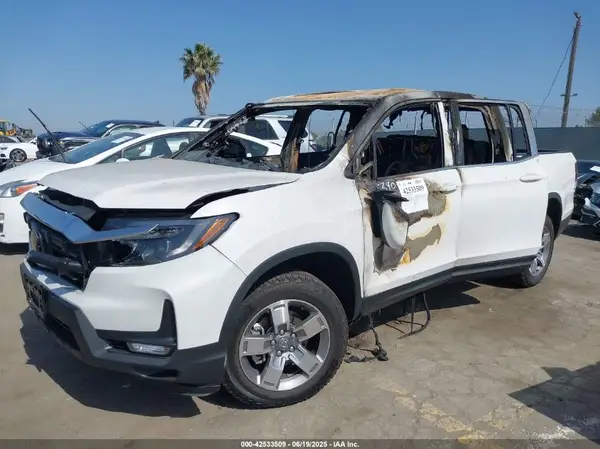 5FPYK3F5XSB032533 2025 HONDA RIDGELINE - Image 2