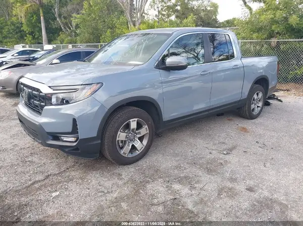 5FPYK3F5XSB050658 2025 HONDA RIDGELINE - Image 2