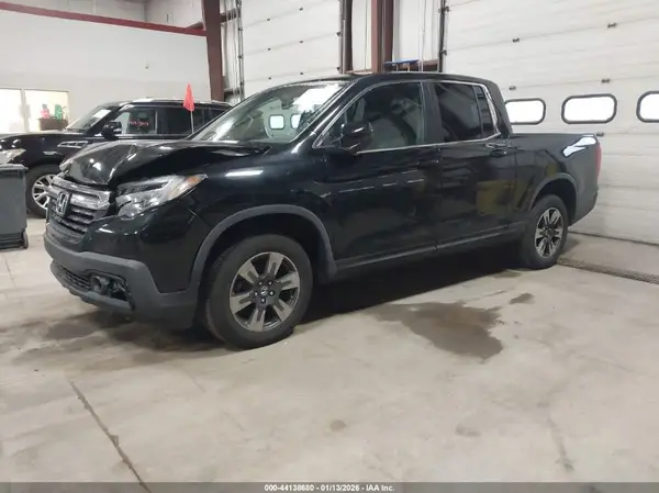 5FPYK3F60HB024216 2017 HONDA RIDGELINE - Image 2