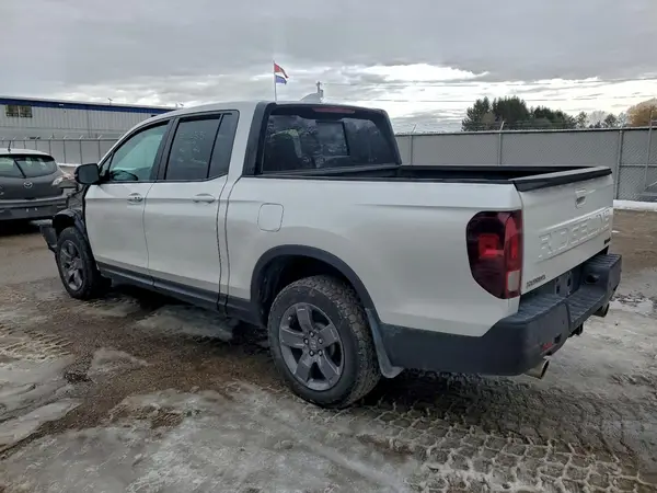 5FPYK3F60RB500336 2024 HONDA RIDGELINE - Image 2