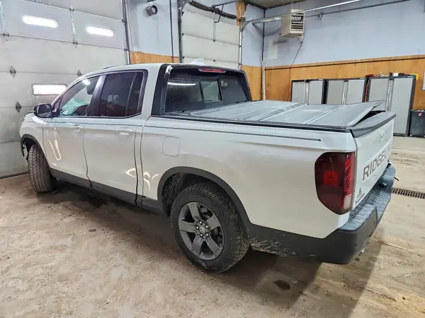 5FPYK3F60SB028936 2025 HONDA RIDGELINE - Image 2