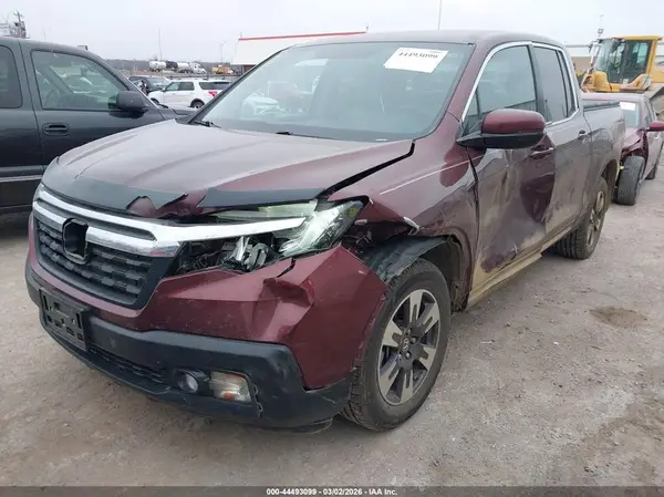 5FPYK3F61HB001947 2017 HONDA RIDGELINE - Image 2