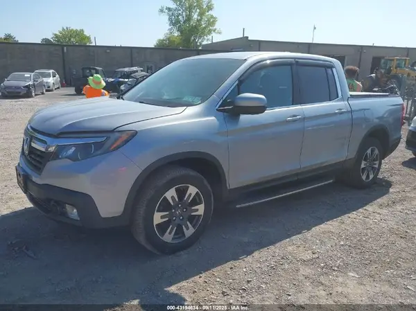 5FPYK3F61HB009417 2017 HONDA RIDGELINE - Image 2