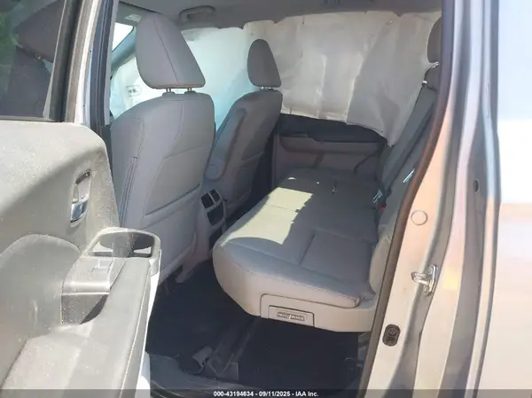 5FPYK3F61HB009417 2017 HONDA RIDGELINE - Image 8