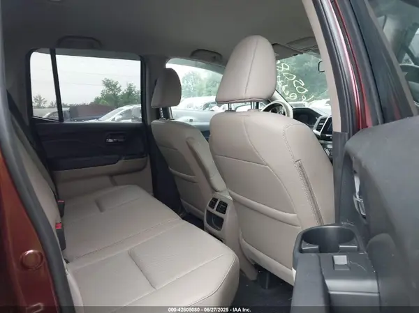 5FPYK3F61HB011538 2017 HONDA RIDGELINE - Image 8