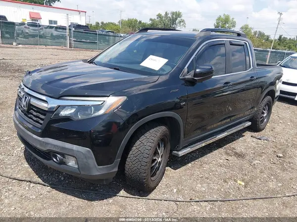 5FPYK3F61HB013077 2017 HONDA RIDGELINE - Image 2
