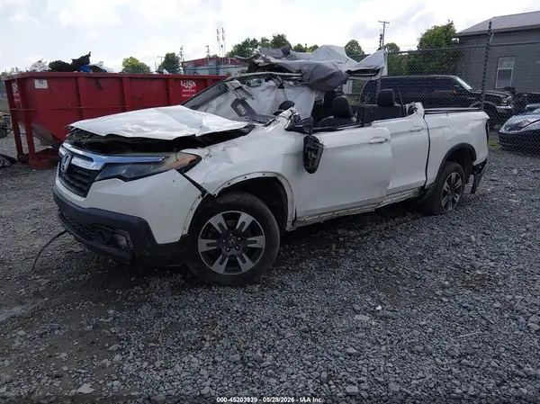 5FPYK3F61HB025682 2017 HONDA RIDGELINE - Image 2