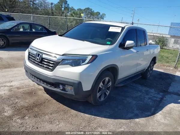 5FPYK3F61HB026766 2017 HONDA RIDGELINE - Image 2