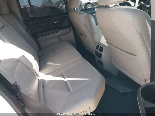 5FPYK3F61HB026766 2017 HONDA RIDGELINE - Image 8