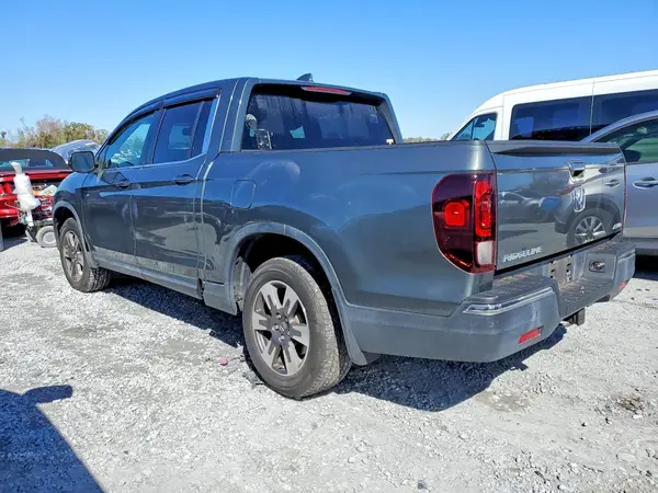 5FPYK3F61HB028307 2017 HONDA RIDGELINE - Image 2