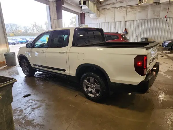 5FPYK3F61SB009828 2025 HONDA RIDGELINE - Image 2