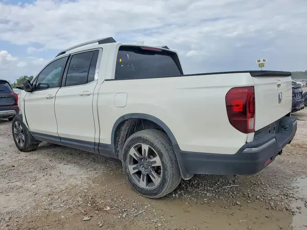 5FPYK3F62HB015517 2017 HONDA RIDGELINE - Image 2
