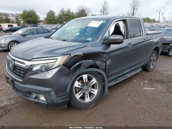 5FPYK3F62HB028607 2017 HONDA RIDGELINE - Image 2