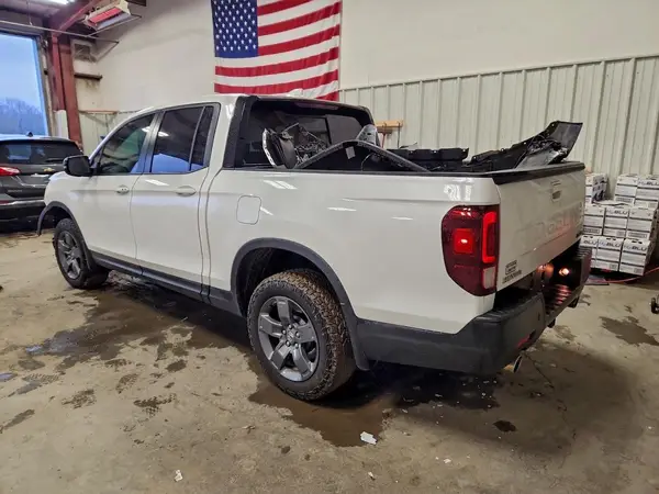 5FPYK3F62RB016779 2024 HONDA RIDGELINE - Image 2